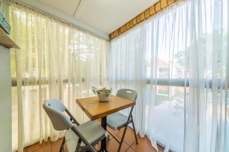 To Let 2 Bedroom Property for Rent in La Colline Western Cape